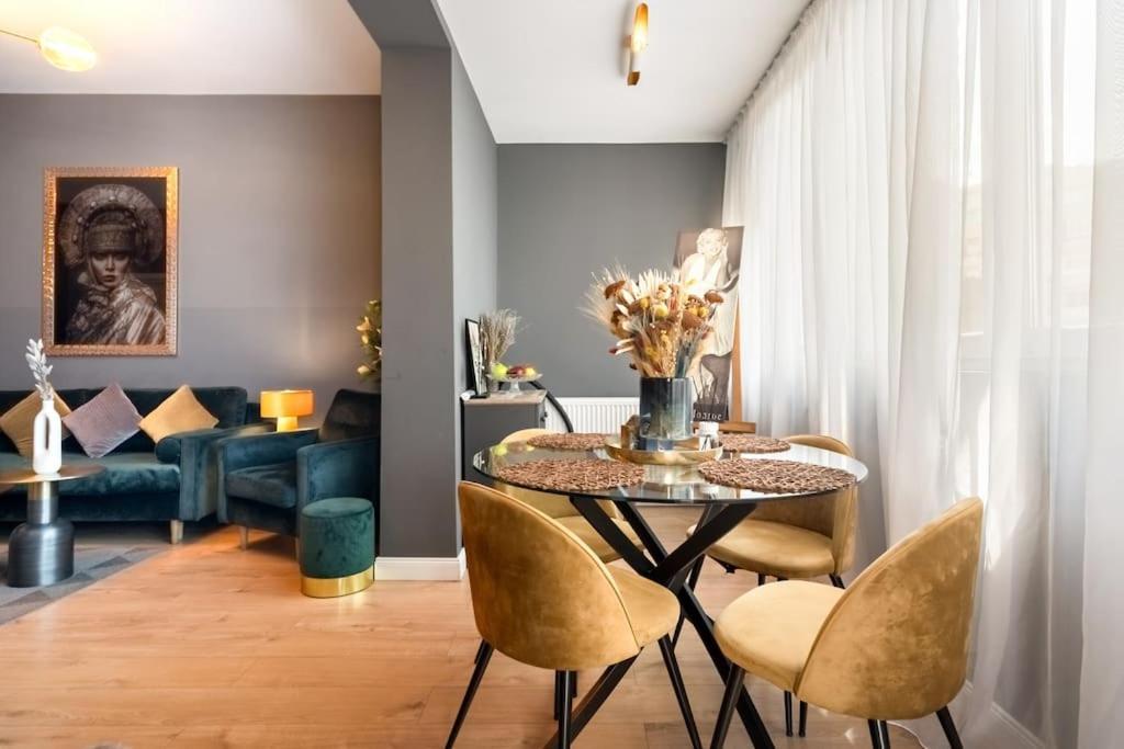 Intercontinental Apart - Massage Terrace Fireplace بوخارست المظهر الخارجي الصورة