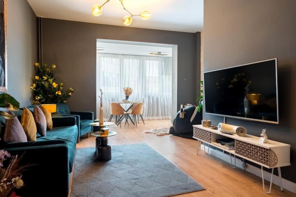 Intercontinental Apart - Massage Terrace Fireplace بوخارست المظهر الخارجي الصورة